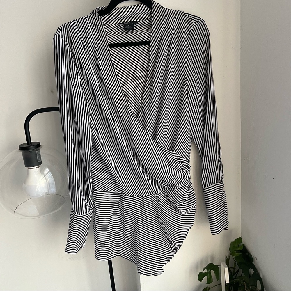 {Trouve} 🔷 stripped blouse
